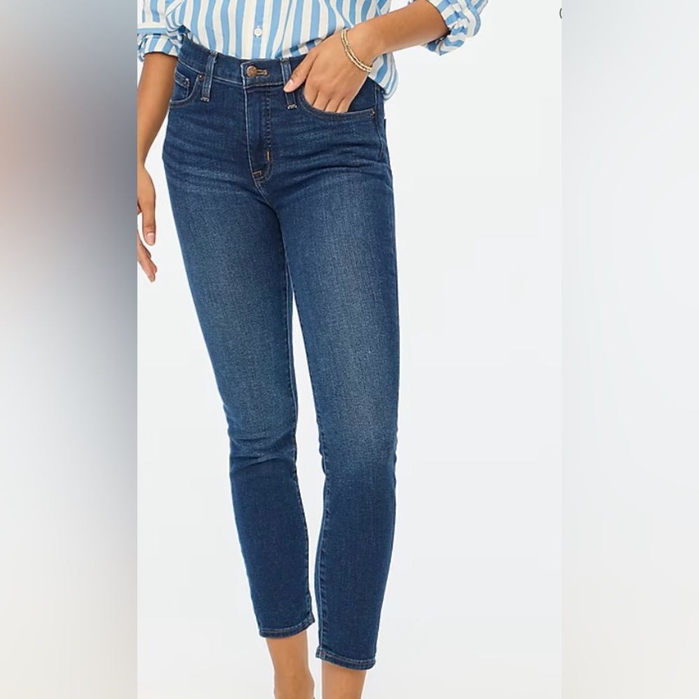 J.Crew 9" mid-rise skinny jean in signature stretch